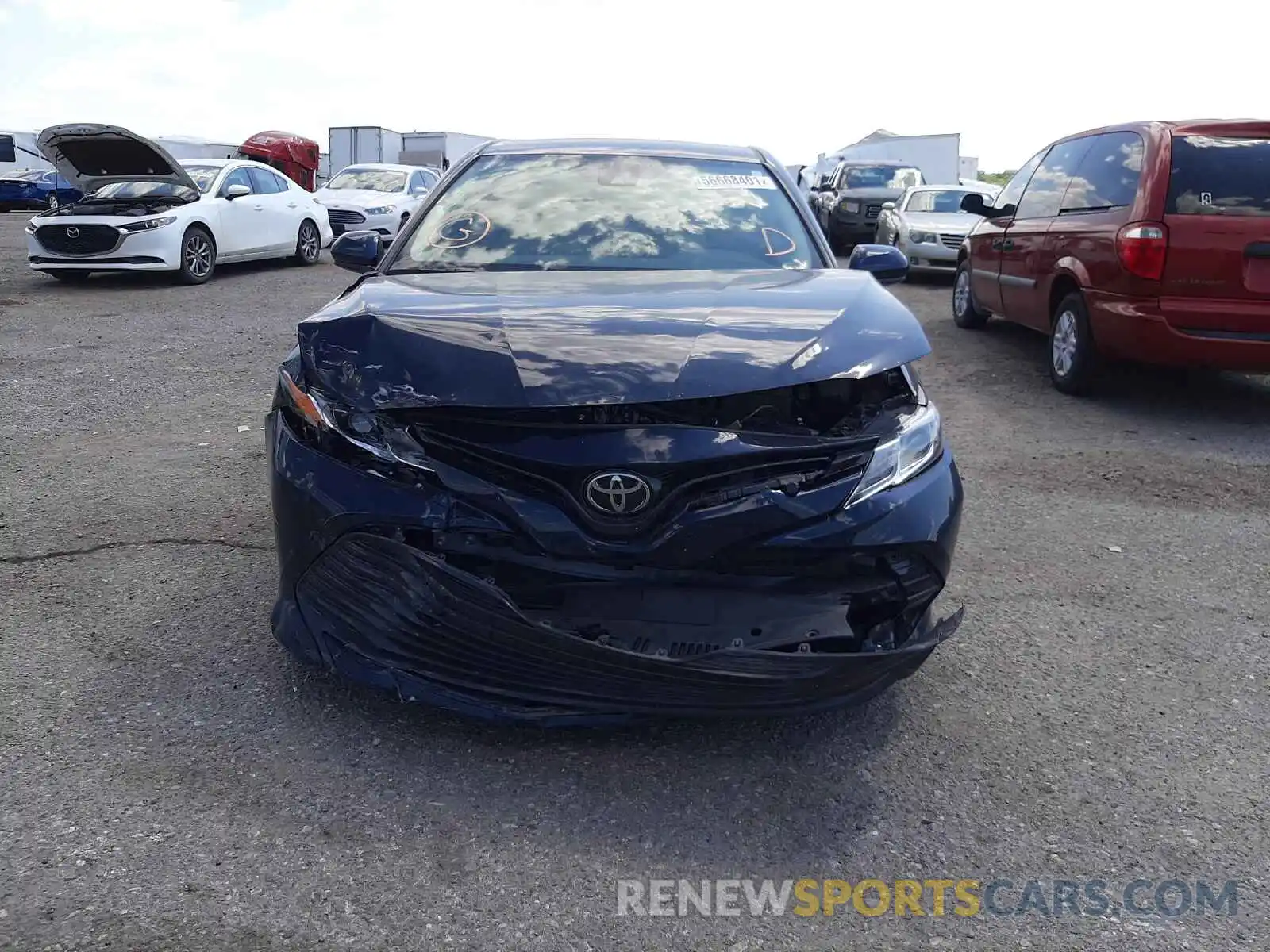 9 Photograph of a damaged car 4T1C11AKXLU370316 TOYOTA CAMRY 2020