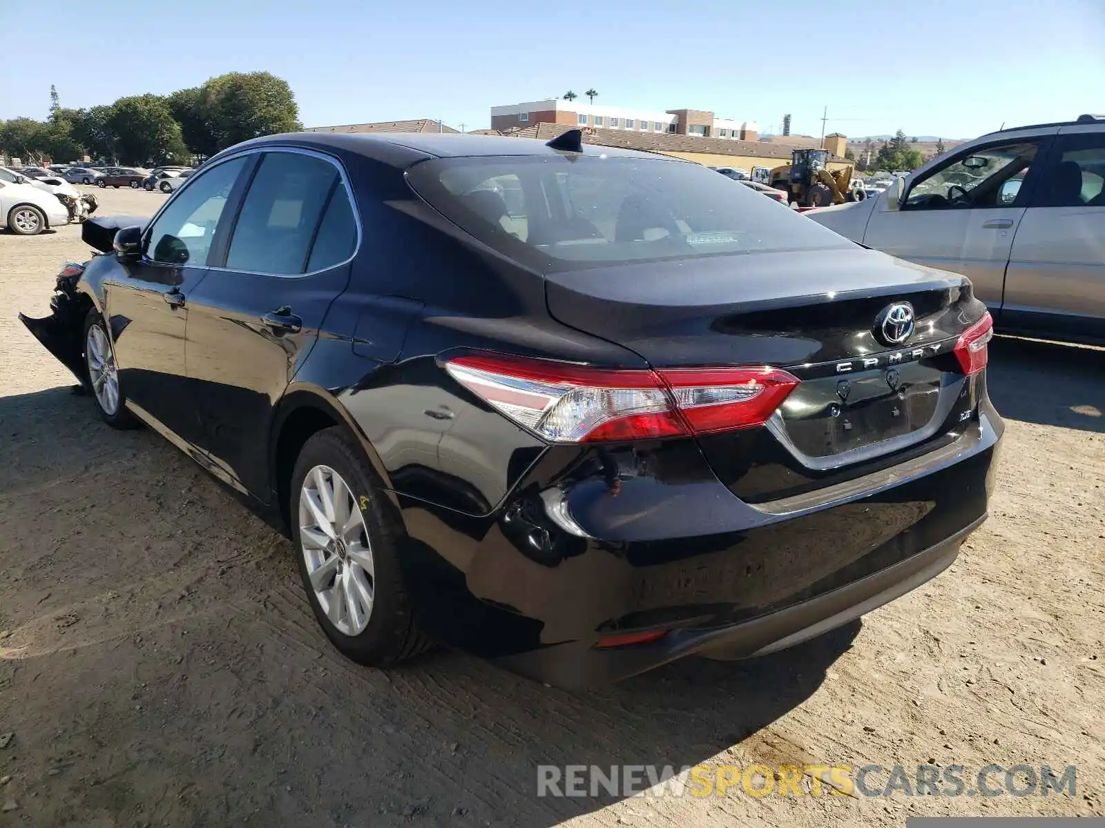 3 Photograph of a damaged car 4T1C11AKXLU370736 TOYOTA CAMRY 2020