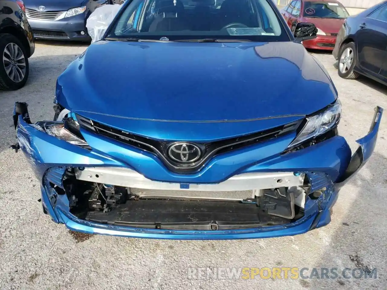 9 Photograph of a damaged car 4T1C11AKXLU372096 TOYOTA CAMRY 2020