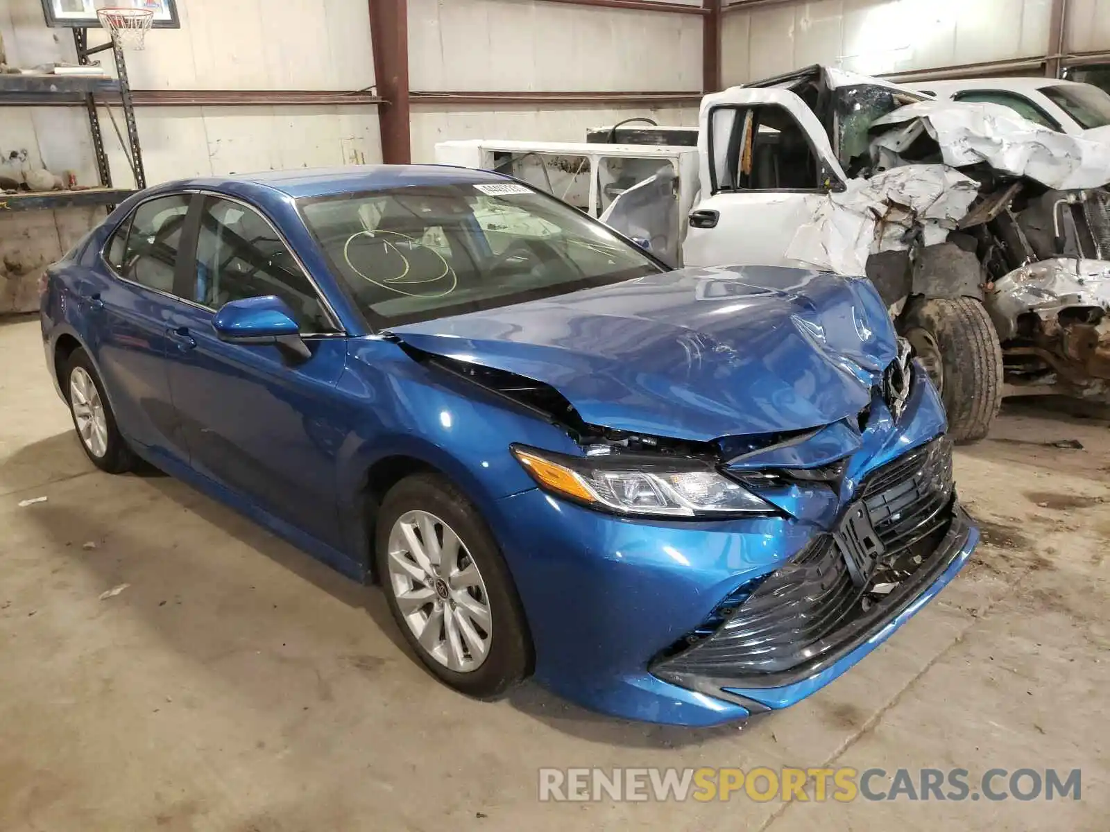 1 Photograph of a damaged car 4T1C11AKXLU393627 TOYOTA CAMRY 2020