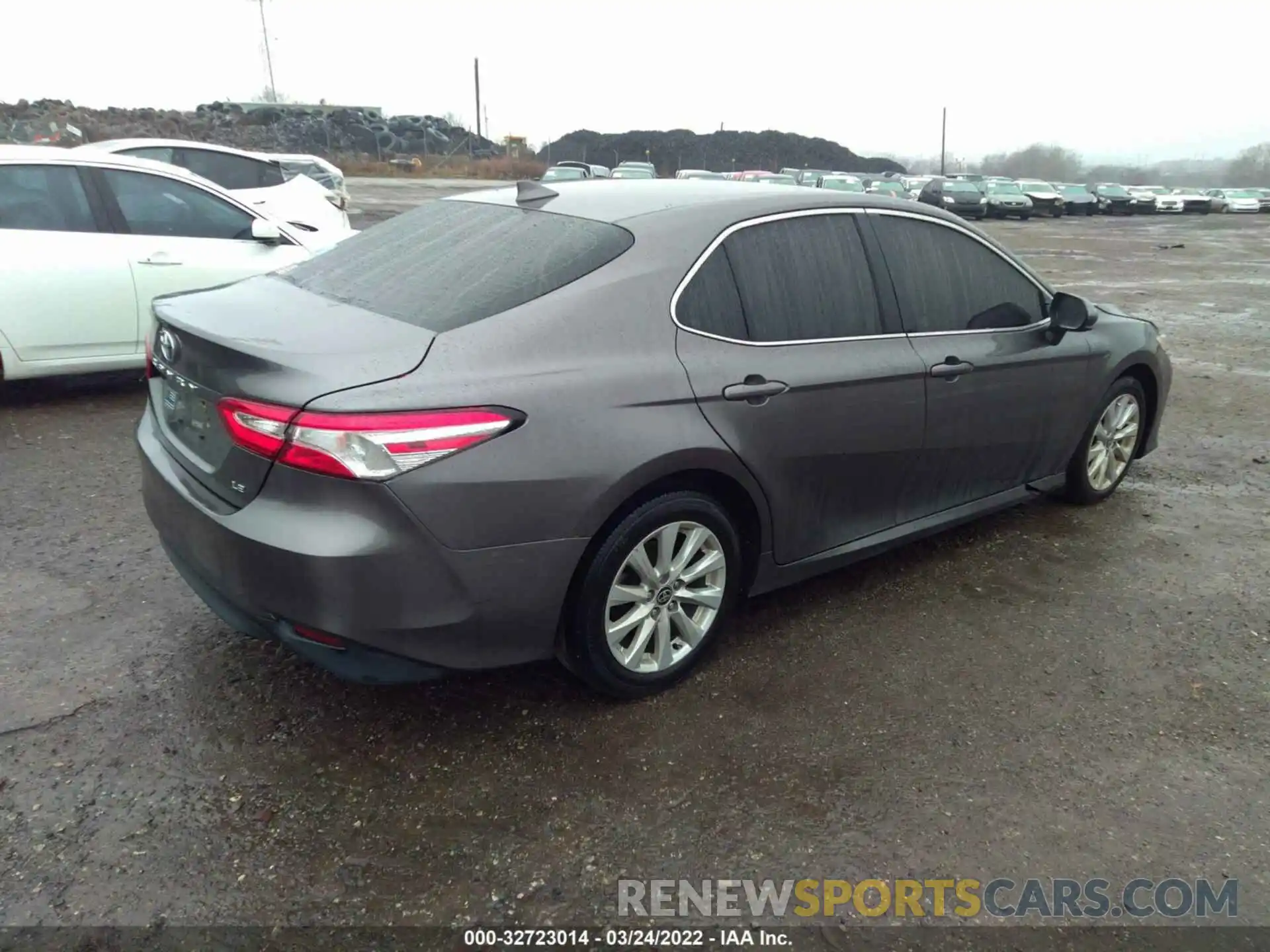 4 Photograph of a damaged car 4T1C11AKXLU501809 TOYOTA CAMRY 2020