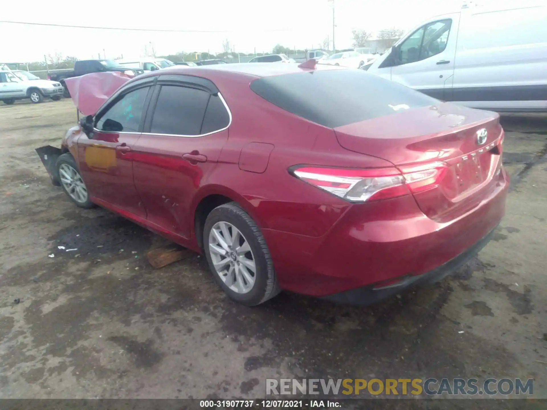 3 Photograph of a damaged car 4T1C11AKXLU862148 TOYOTA CAMRY 2020