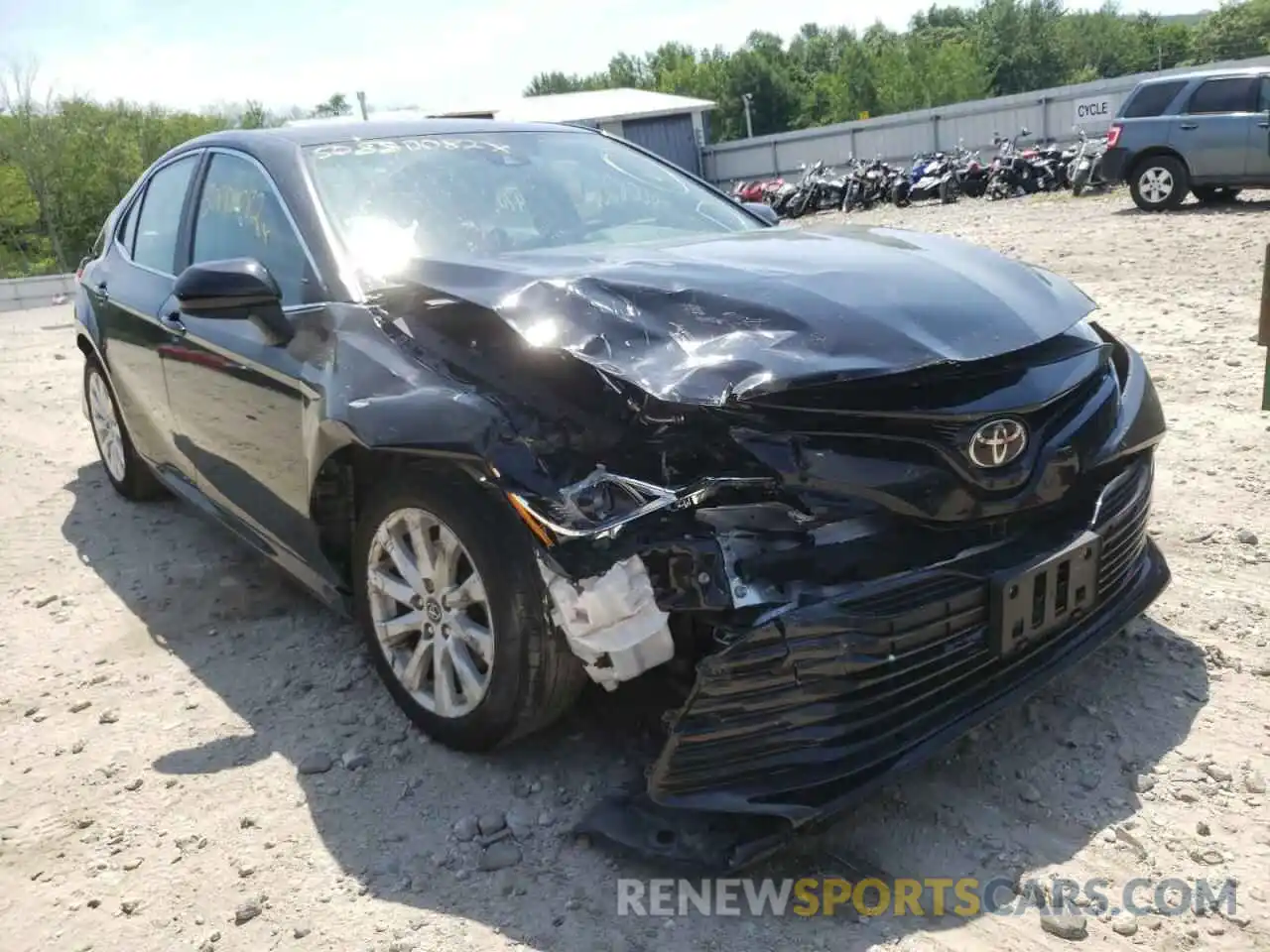 1 Photograph of a damaged car 4T1C11AKXLU867852 TOYOTA CAMRY 2020