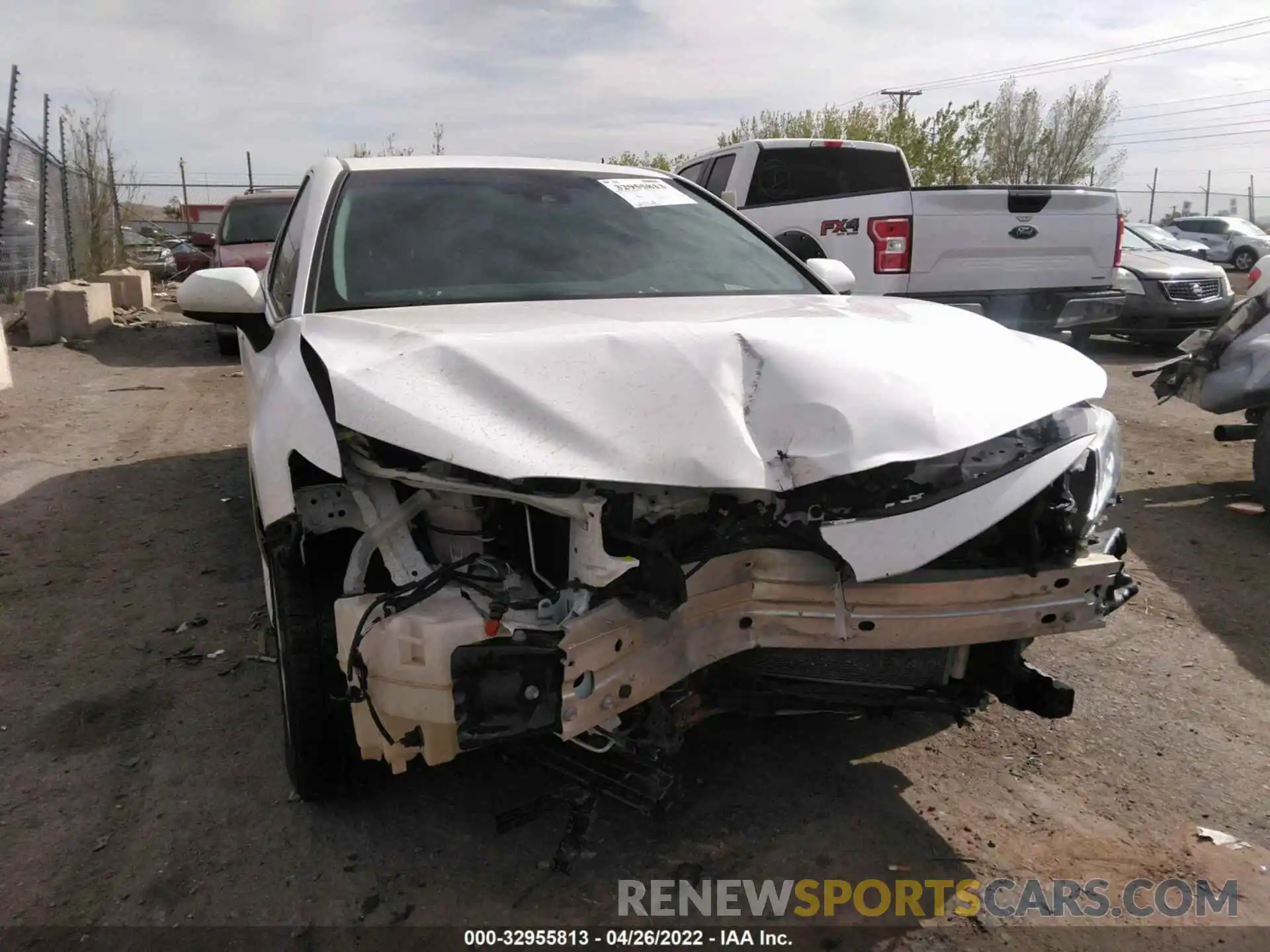 6 Photograph of a damaged car 4T1C11AKXLU873523 TOYOTA CAMRY 2020