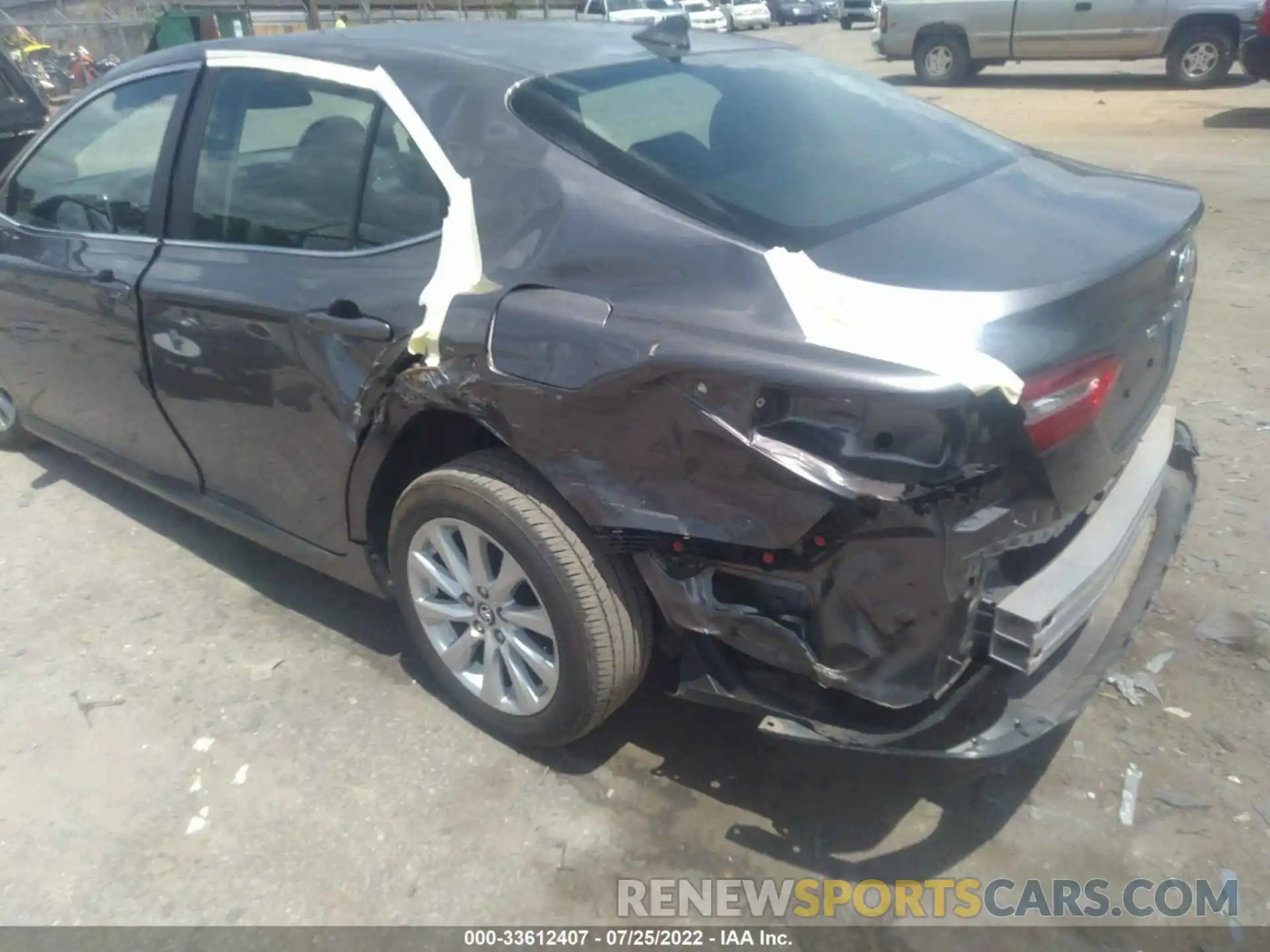 6 Photograph of a damaged car 4T1C11AKXLU876860 TOYOTA CAMRY 2020