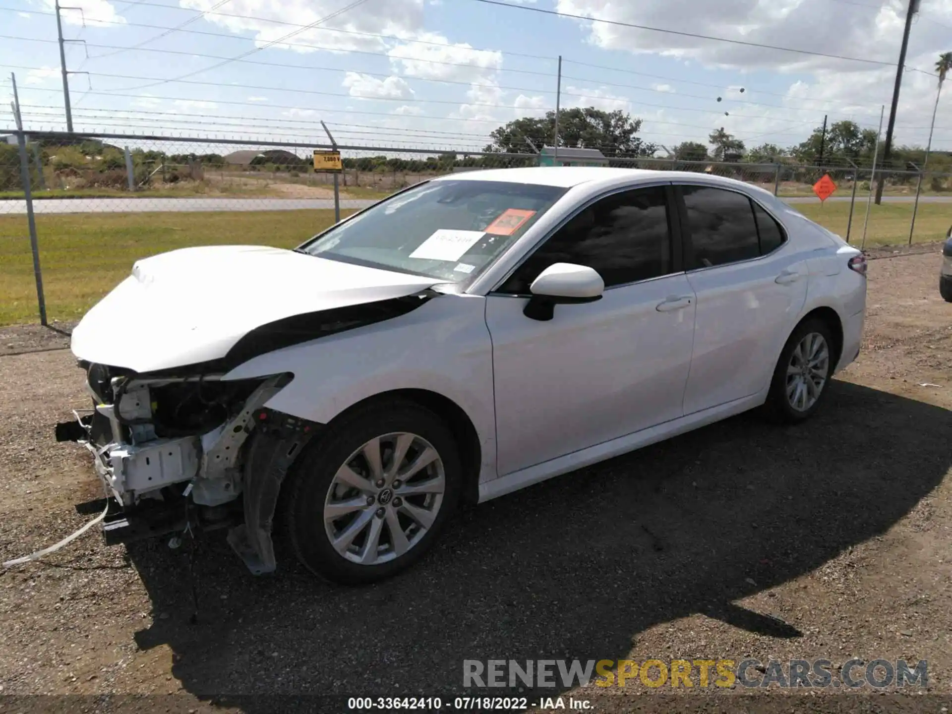 2 Photograph of a damaged car 4T1C11AKXLU882707 TOYOTA CAMRY 2020