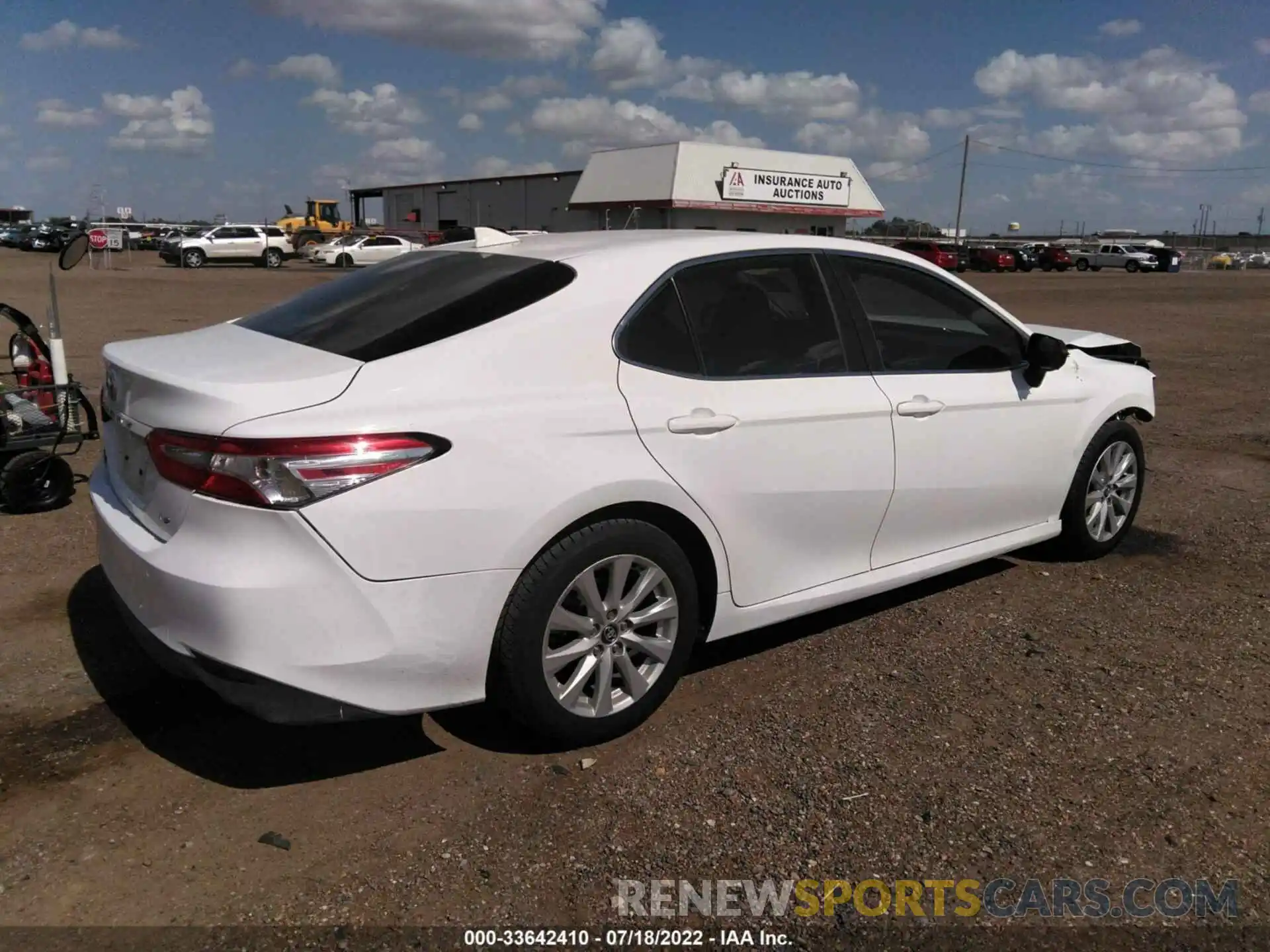 4 Photograph of a damaged car 4T1C11AKXLU882707 TOYOTA CAMRY 2020