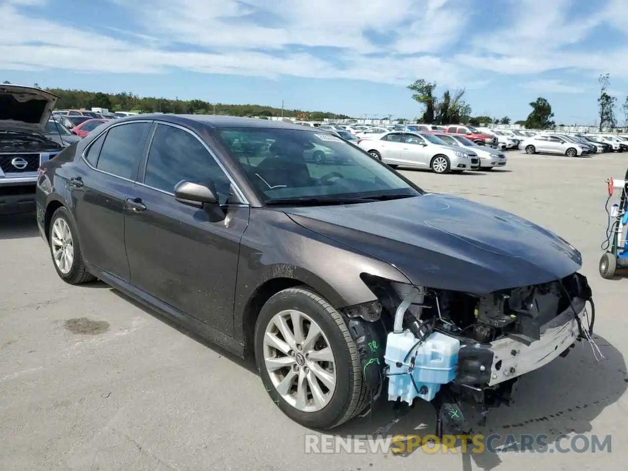 1 Photograph of a damaged car 4T1C11AKXLU883016 TOYOTA CAMRY 2020