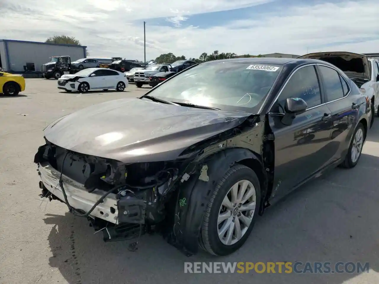 2 Photograph of a damaged car 4T1C11AKXLU883016 TOYOTA CAMRY 2020