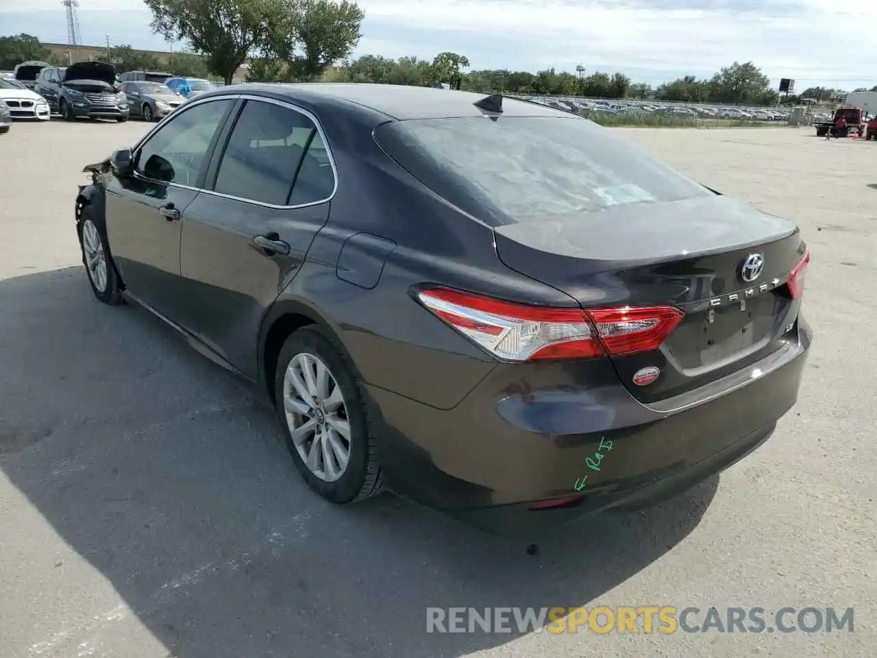 3 Photograph of a damaged car 4T1C11AKXLU883016 TOYOTA CAMRY 2020