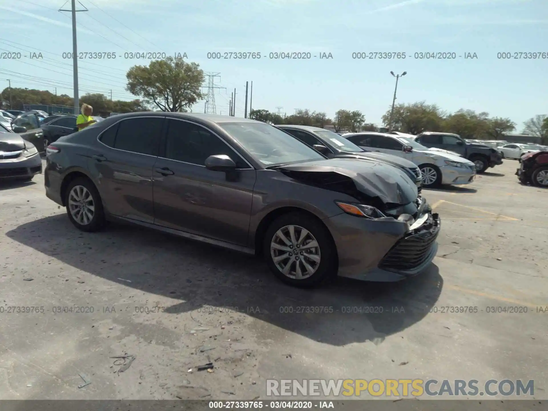 1 Photograph of a damaged car 4T1C11AKXLU885123 TOYOTA CAMRY 2020