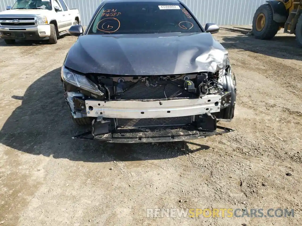 9 Photograph of a damaged car 4T1C11AKXLU896588 TOYOTA CAMRY 2020