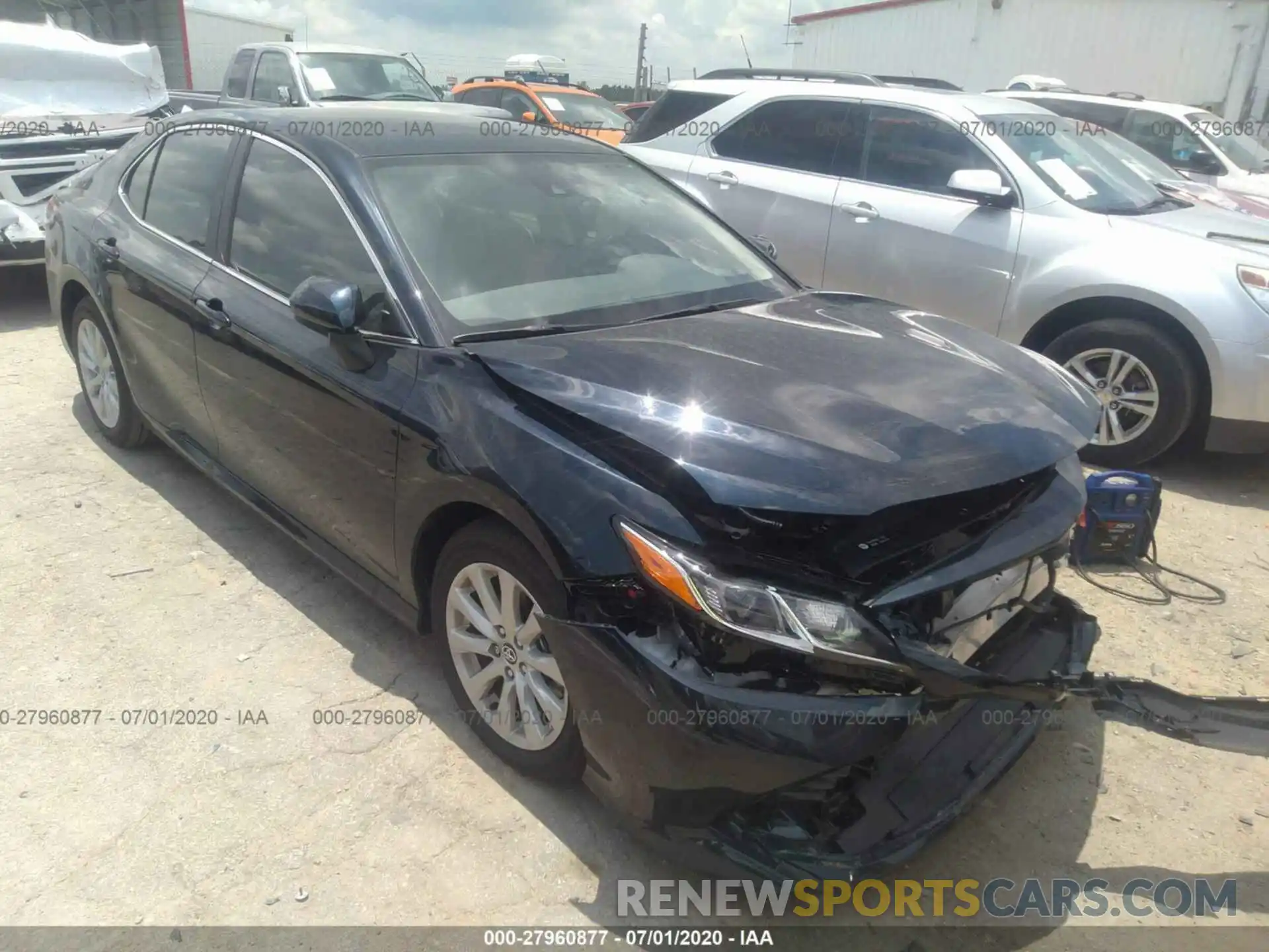 1 Photograph of a damaged car 4T1C11AKXLU911056 TOYOTA CAMRY 2020