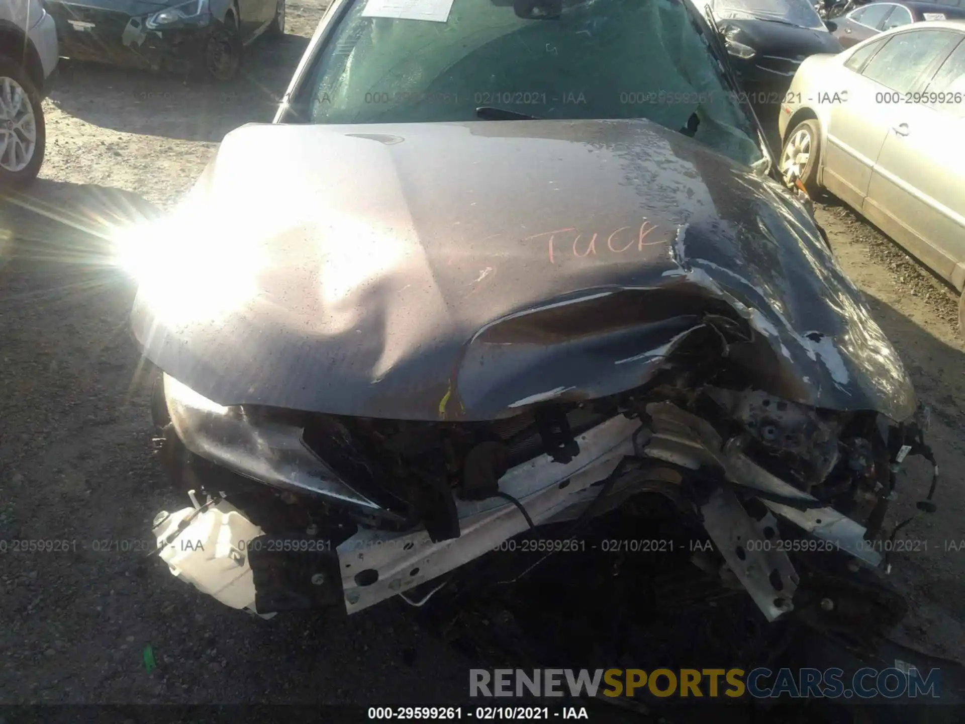 10 Photograph of a damaged car 4T1C11AKXLU916435 TOYOTA CAMRY 2020