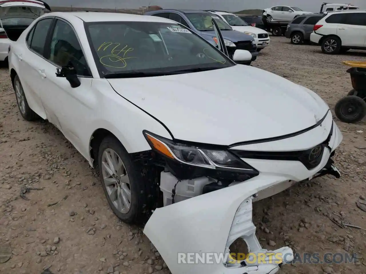 1 Photograph of a damaged car 4T1C11AKXLU917424 TOYOTA CAMRY 2020