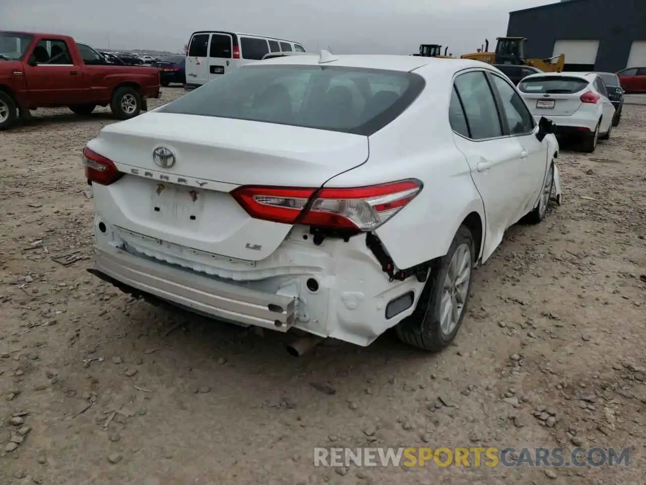 4 Photograph of a damaged car 4T1C11AKXLU917424 TOYOTA CAMRY 2020