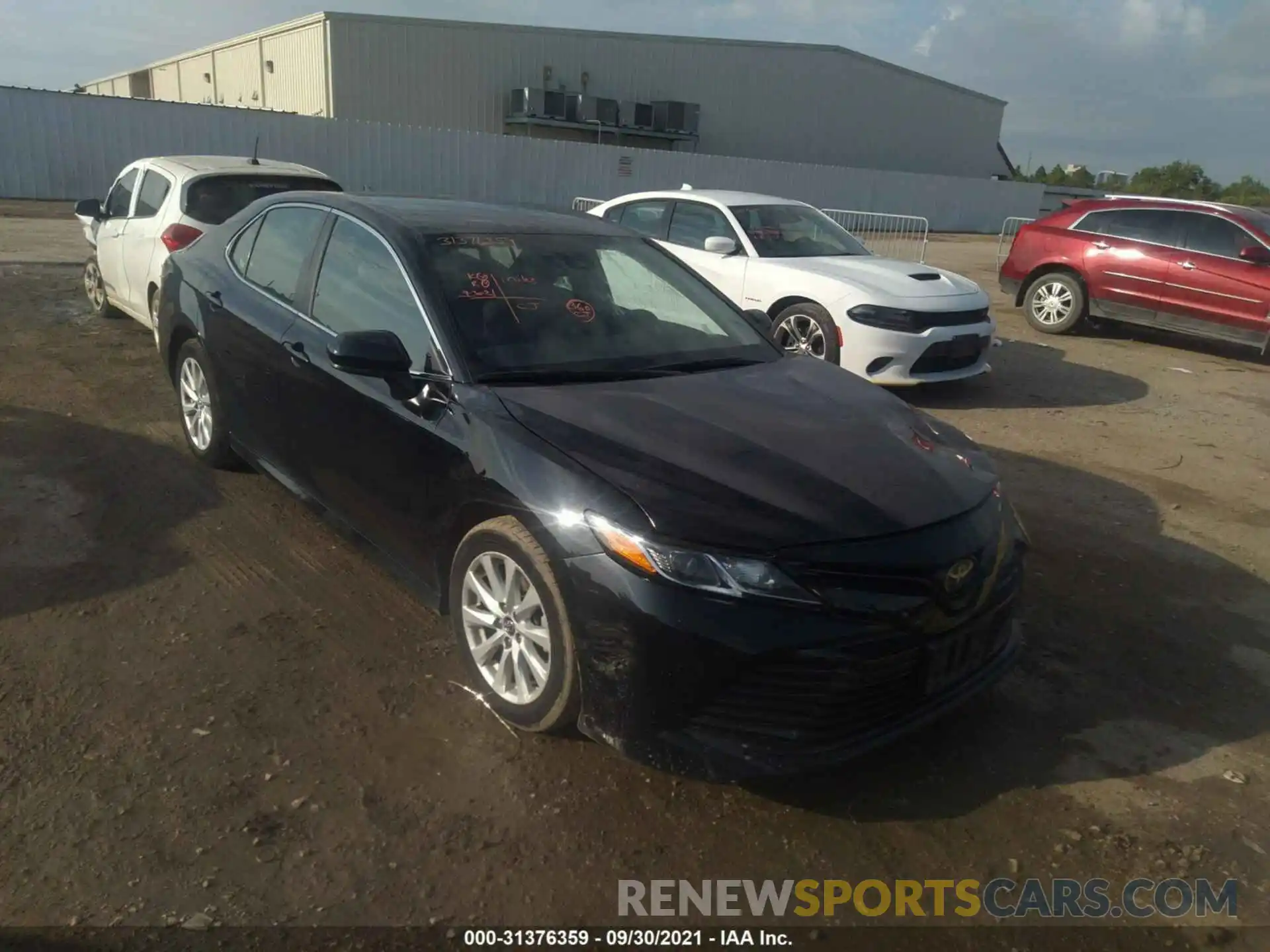 1 Photograph of a damaged car 4T1C11AKXLU917875 TOYOTA CAMRY 2020