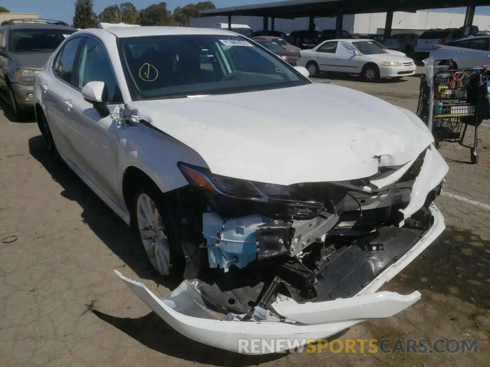 1 Photograph of a damaged car 4T1C11AKXLU918623 TOYOTA CAMRY 2020