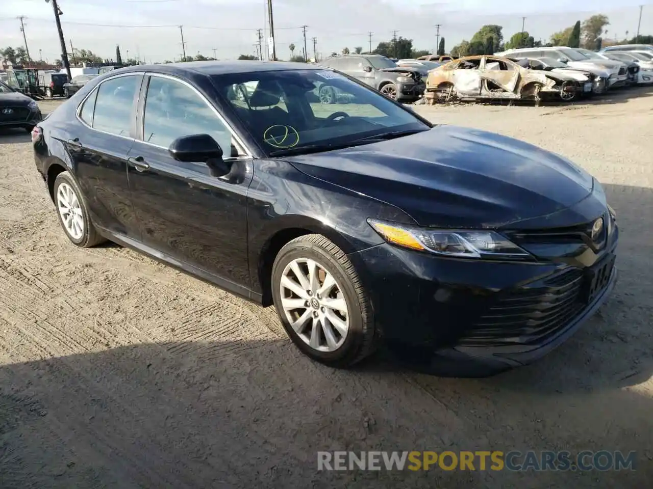 1 Photograph of a damaged car 4T1C11AKXLU918718 TOYOTA CAMRY 2020