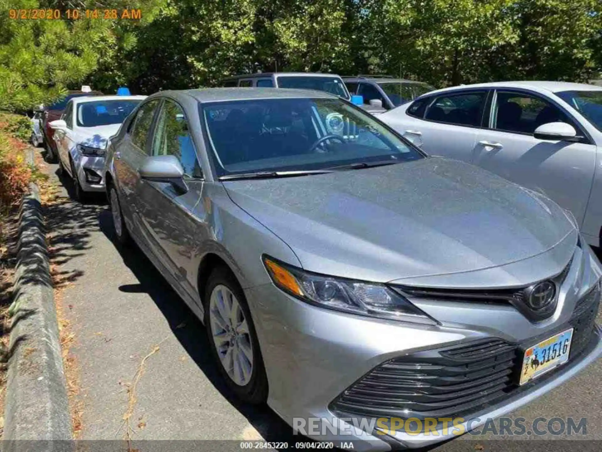 8 Photograph of a damaged car 4T1C11AKXLU918878 TOYOTA CAMRY 2020