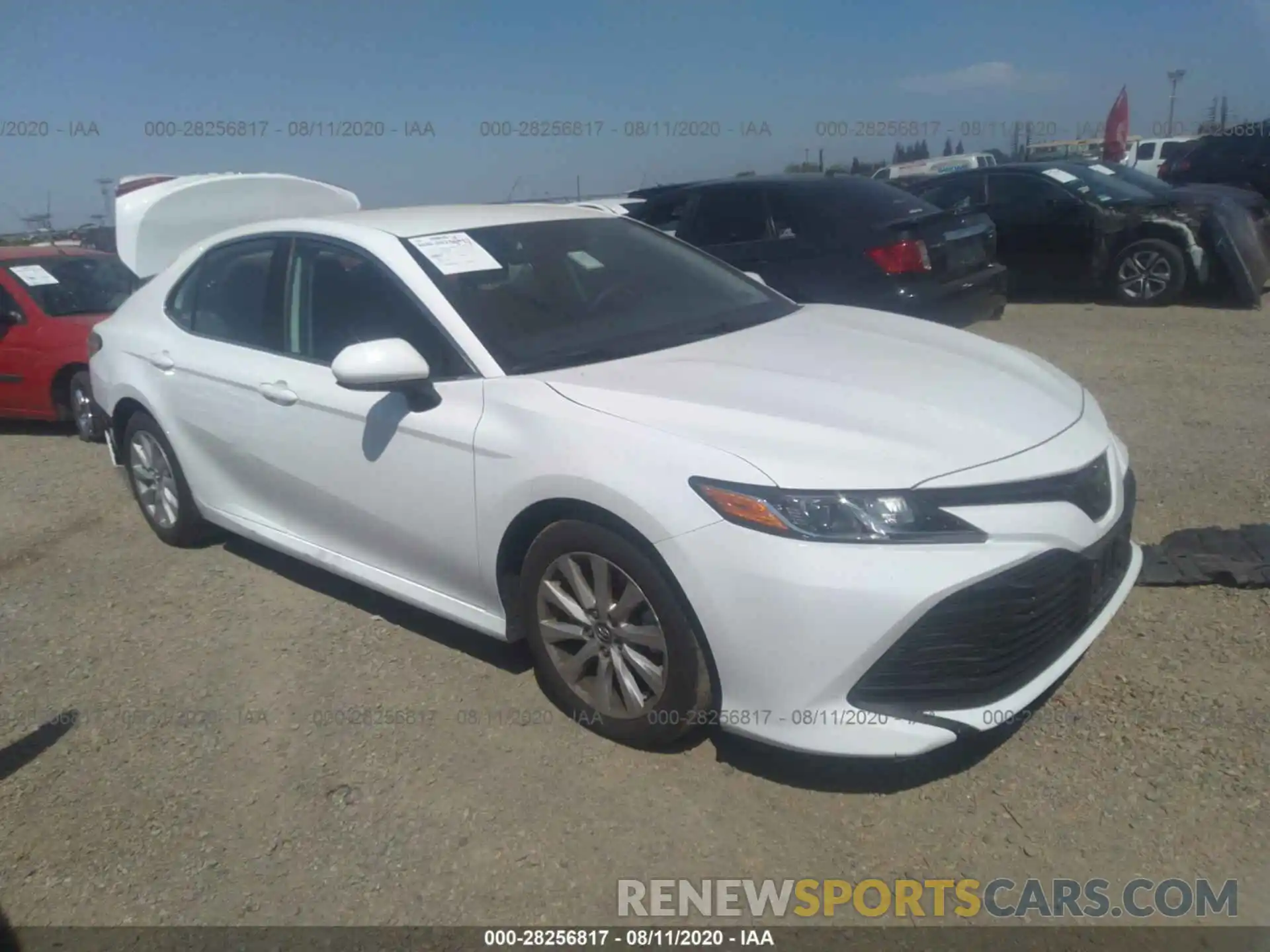 1 Photograph of a damaged car 4T1C11AKXLU918900 TOYOTA CAMRY 2020