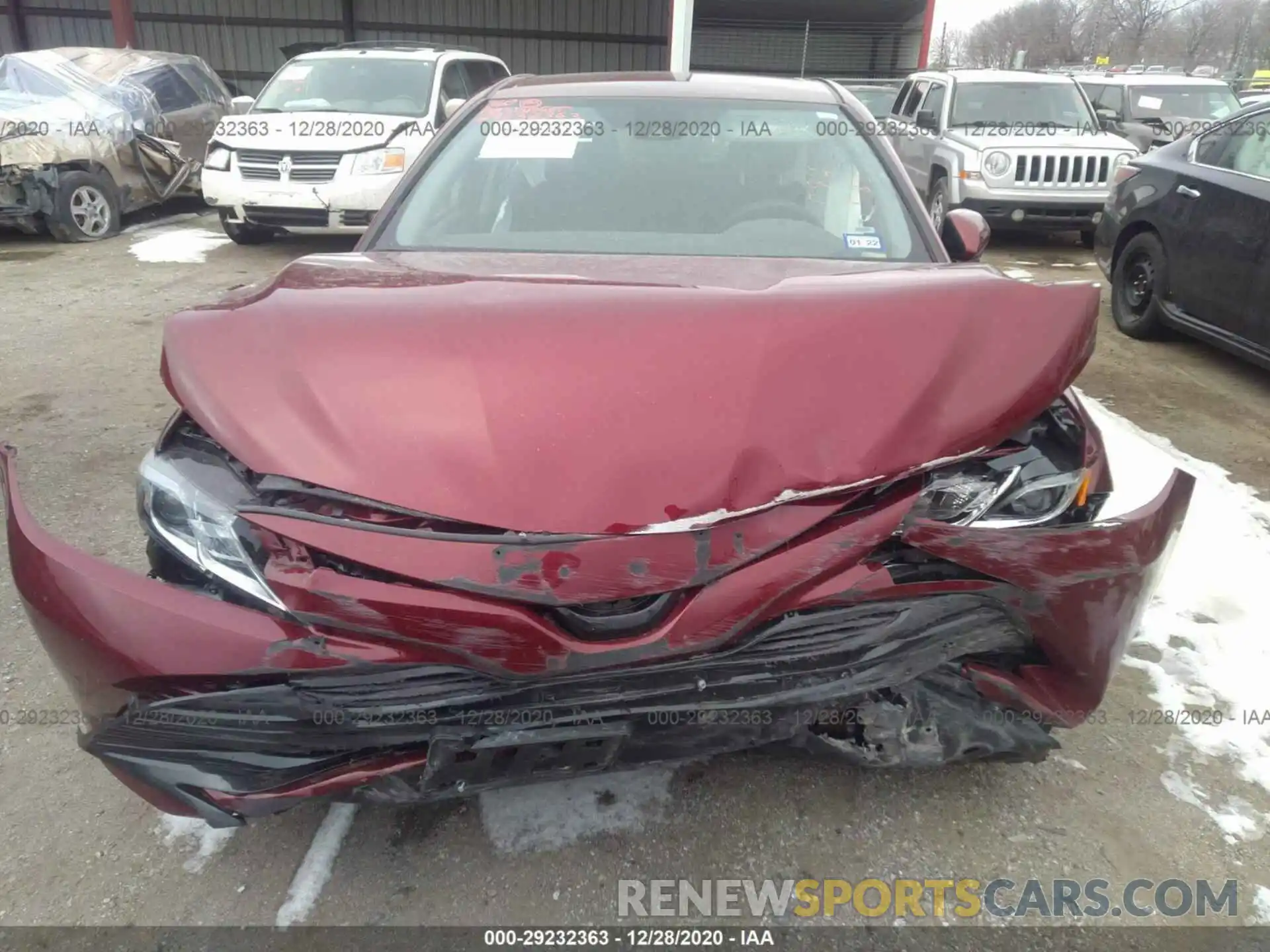 6 Photograph of a damaged car 4T1C11AKXLU928195 TOYOTA CAMRY 2020