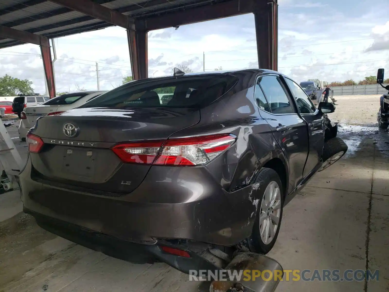 4 Photograph of a damaged car 4T1C11AKXLU930691 TOYOTA CAMRY 2020