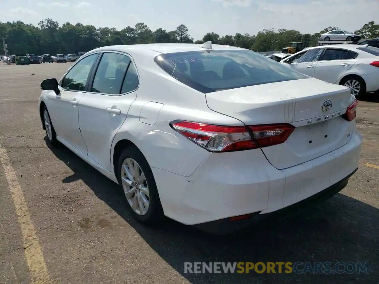 3 Photograph of a damaged car 4T1C11AKXLU931145 TOYOTA CAMRY 2020