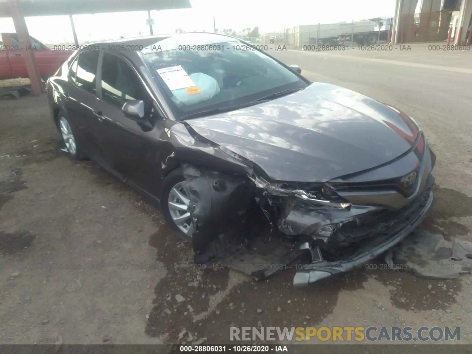 1 Photograph of a damaged car 4T1C11AKXLU934112 TOYOTA CAMRY 2020