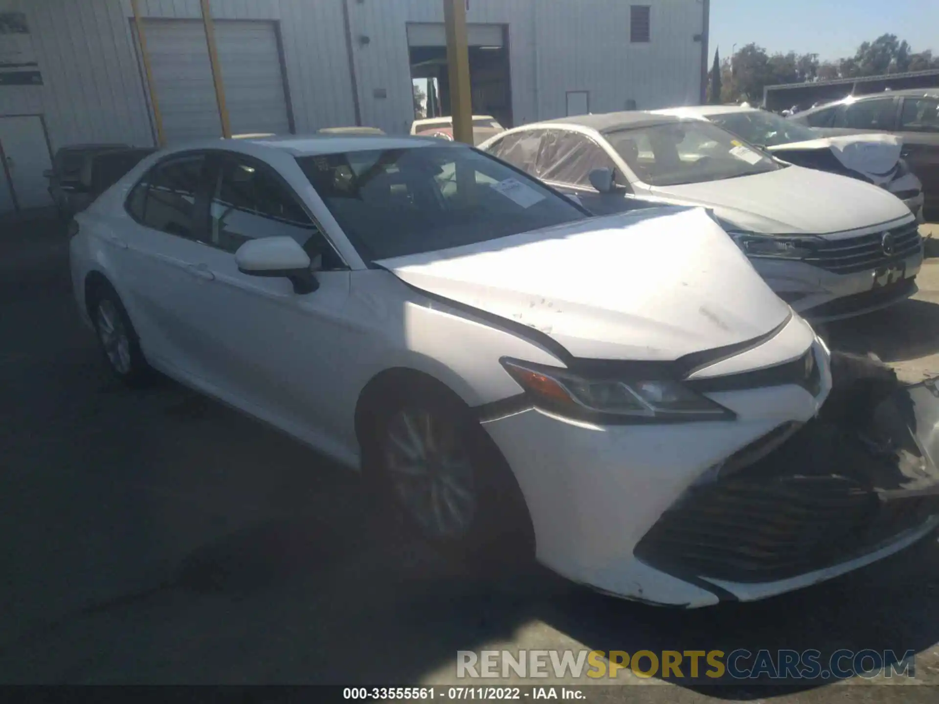 1 Photograph of a damaged car 4T1C11AKXLU934773 TOYOTA CAMRY 2020