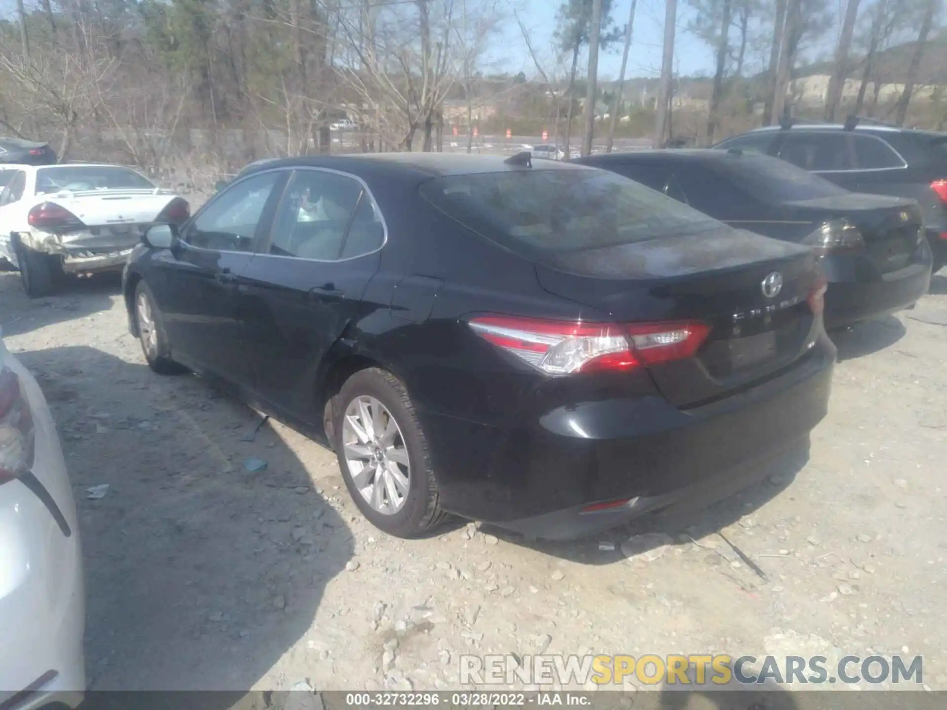 3 Photograph of a damaged car 4T1C11AKXLU941562 TOYOTA CAMRY 2020