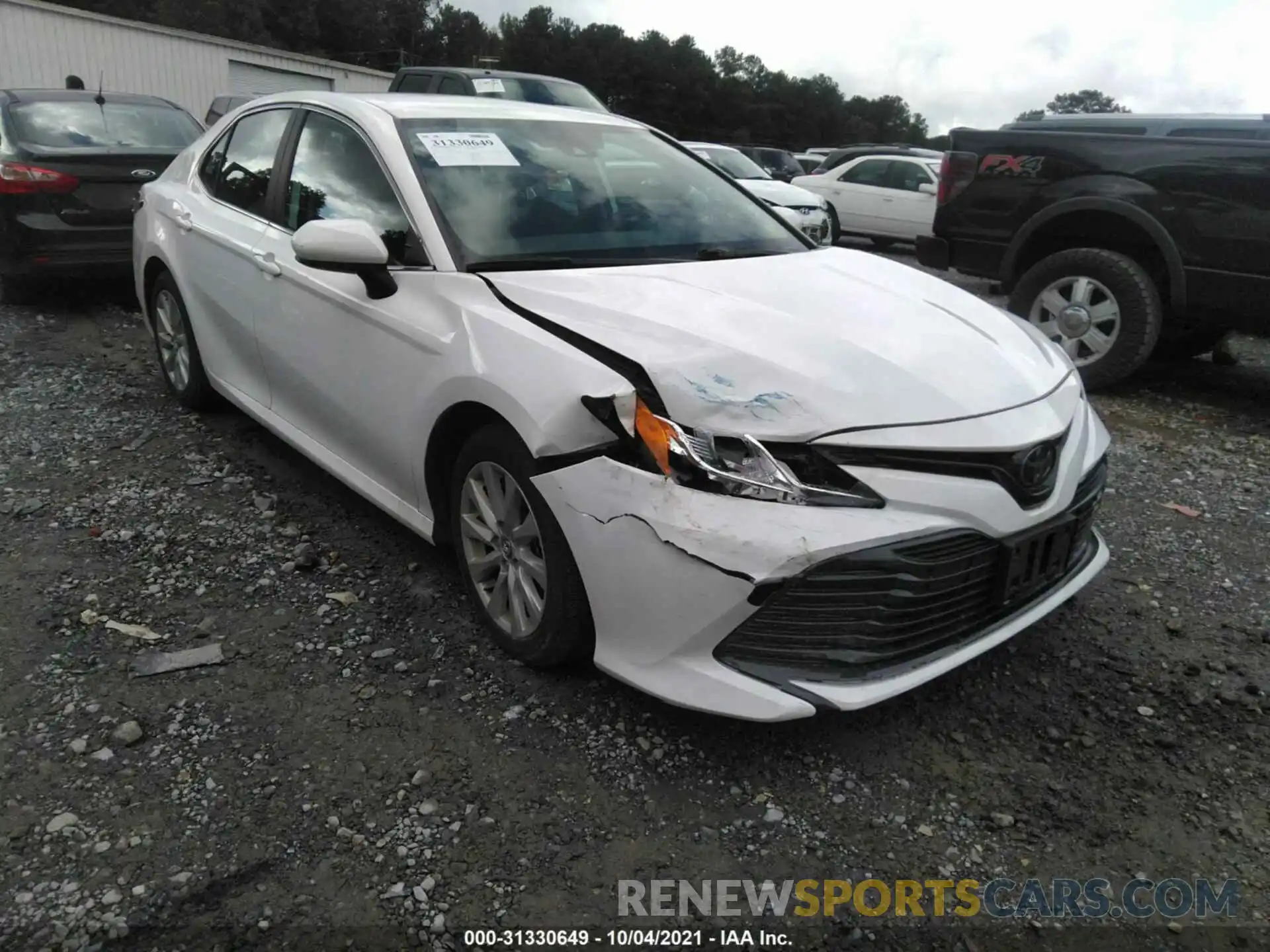 6 Photograph of a damaged car 4T1C11AKXLU943313 TOYOTA CAMRY 2020