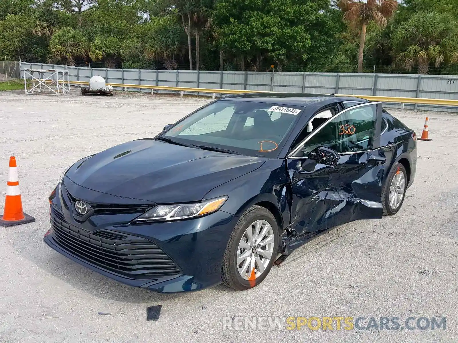 2 Photograph of a damaged car 4T1C11AKXLU948544 TOYOTA CAMRY 2020