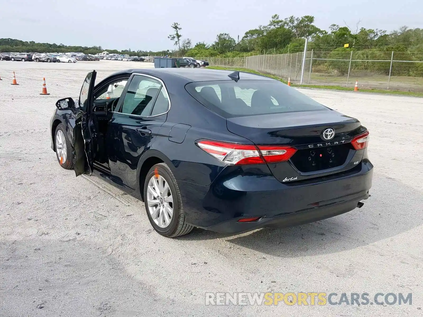 3 Photograph of a damaged car 4T1C11AKXLU948544 TOYOTA CAMRY 2020