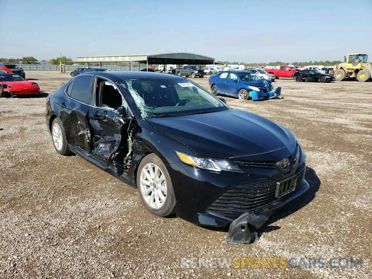 1 Photograph of a damaged car 4T1C11AKXLU948561 TOYOTA CAMRY 2020