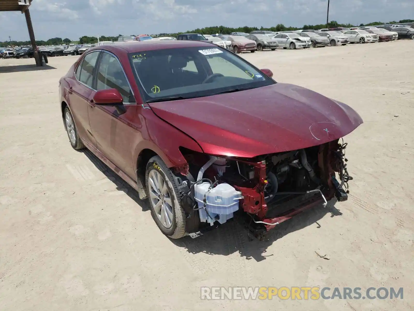 1 Photograph of a damaged car 4T1C11AKXLU951508 TOYOTA CAMRY 2020