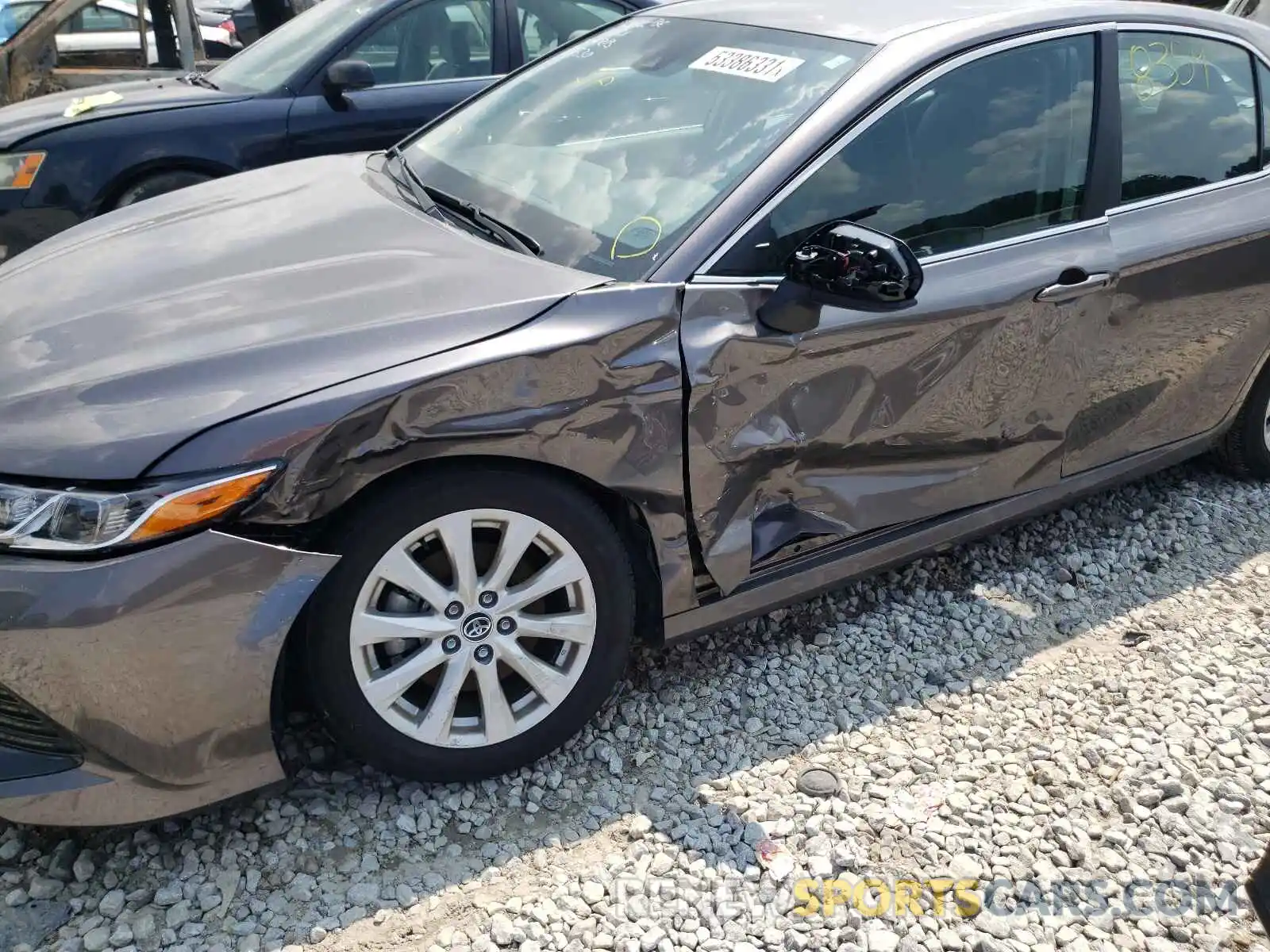 9 Photograph of a damaged car 4T1C11AKXLU953453 TOYOTA CAMRY 2020