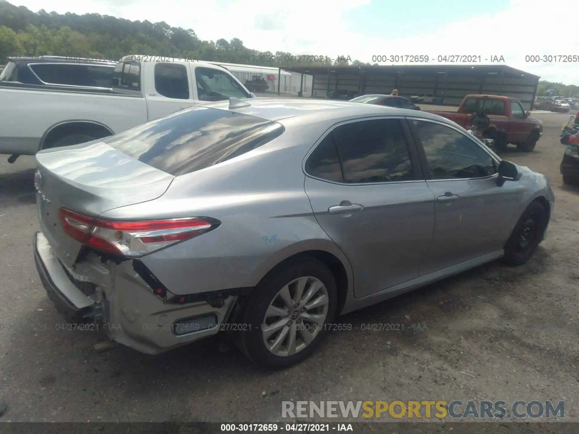 4 Photograph of a damaged car 4T1C11AKXLU966915 TOYOTA CAMRY 2020