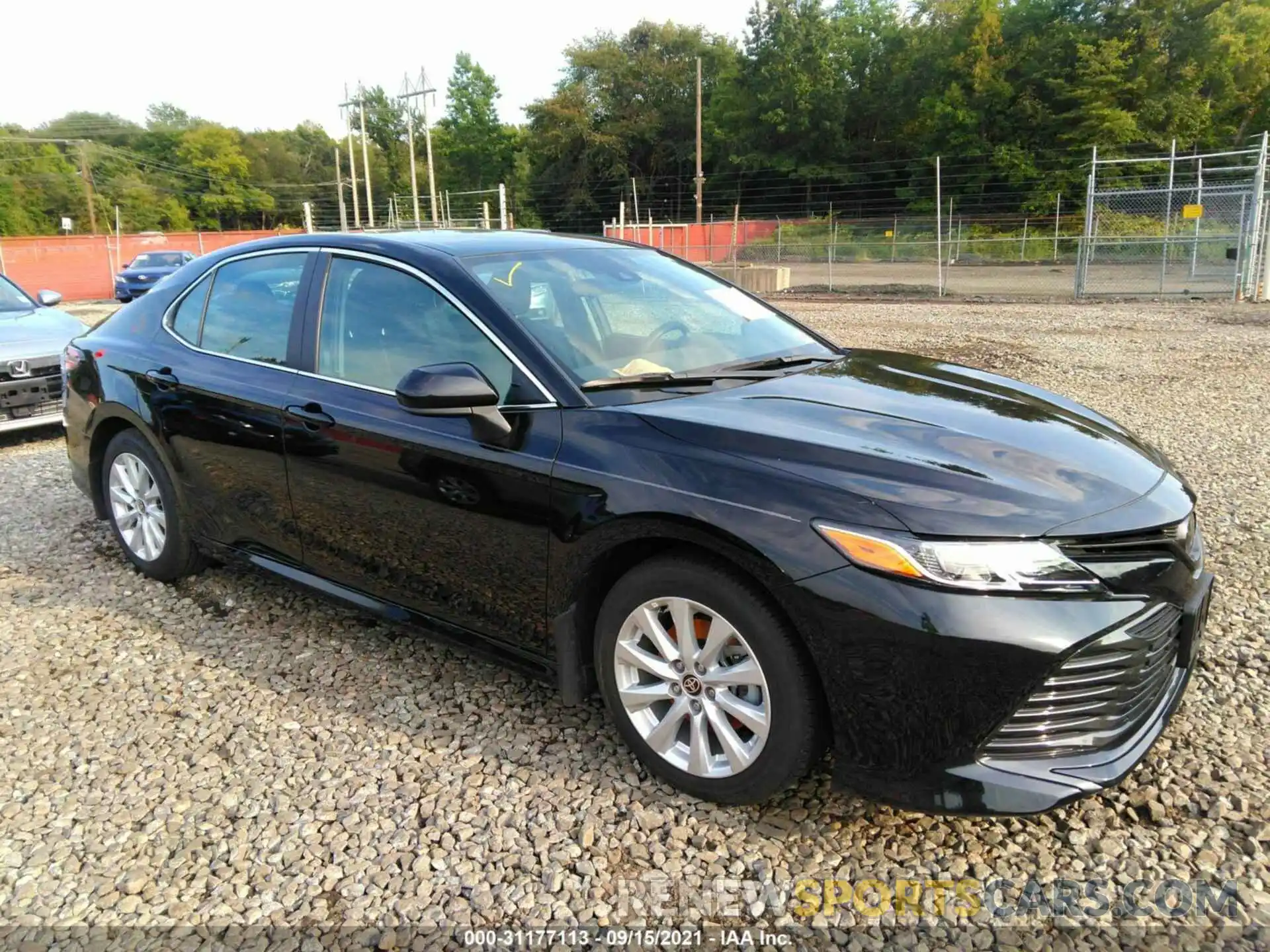 1 Photograph of a damaged car 4T1C11AKXLU969670 TOYOTA CAMRY 2020