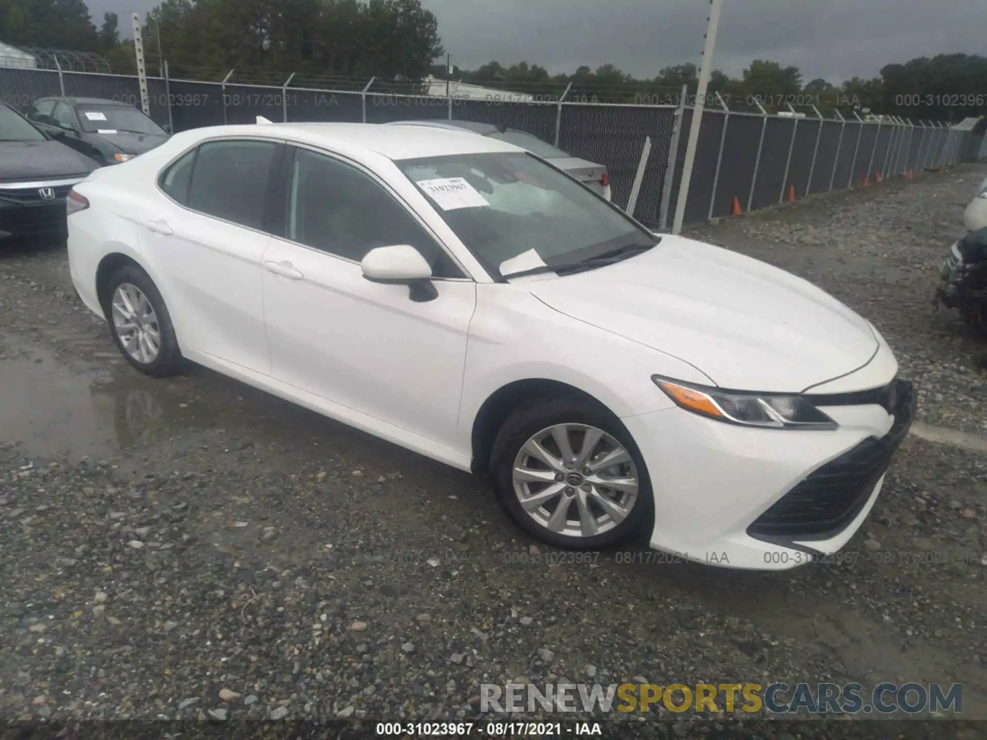 1 Photograph of a damaged car 4T1C11AKXLU973251 TOYOTA CAMRY 2020