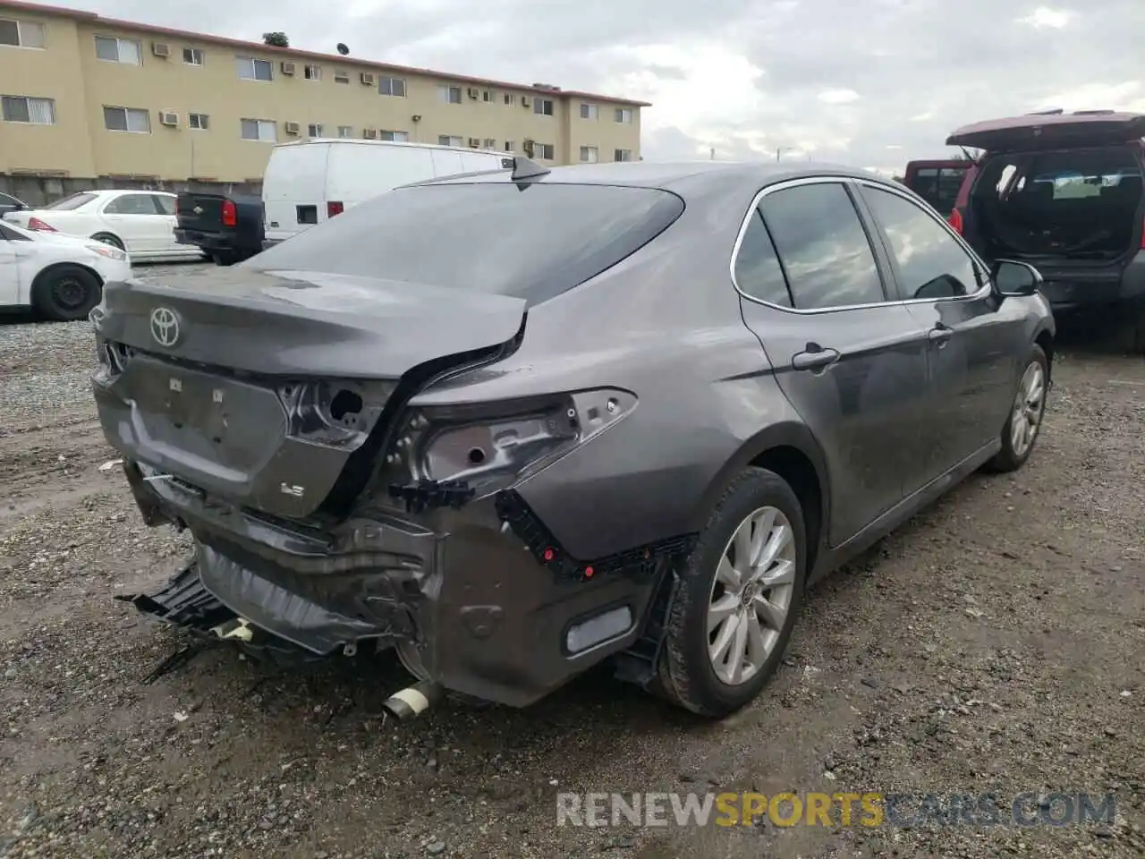 4 Photograph of a damaged car 4T1C11AKXLU981544 TOYOTA CAMRY 2020