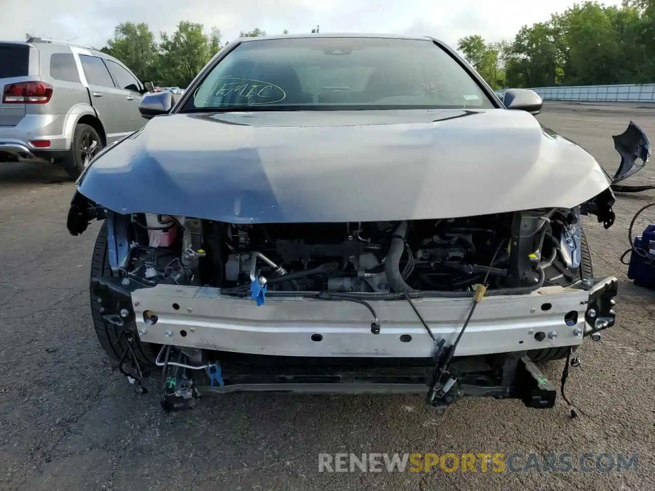 9 Photograph of a damaged car 4T1C11AKXLU984038 TOYOTA CAMRY 2020