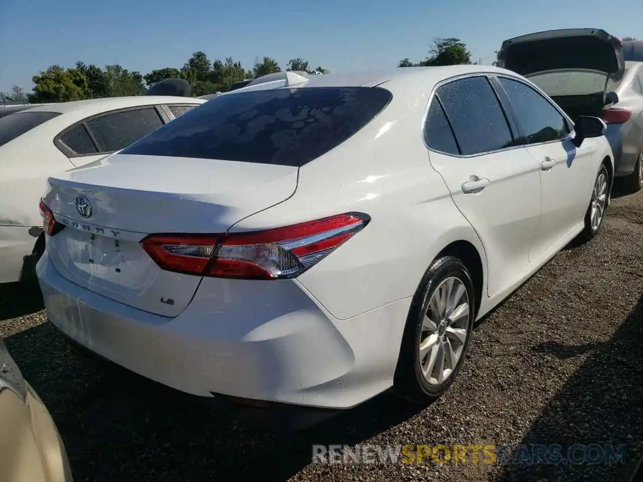 4 Photograph of a damaged car 4T1C11AKXLU984489 TOYOTA CAMRY 2020