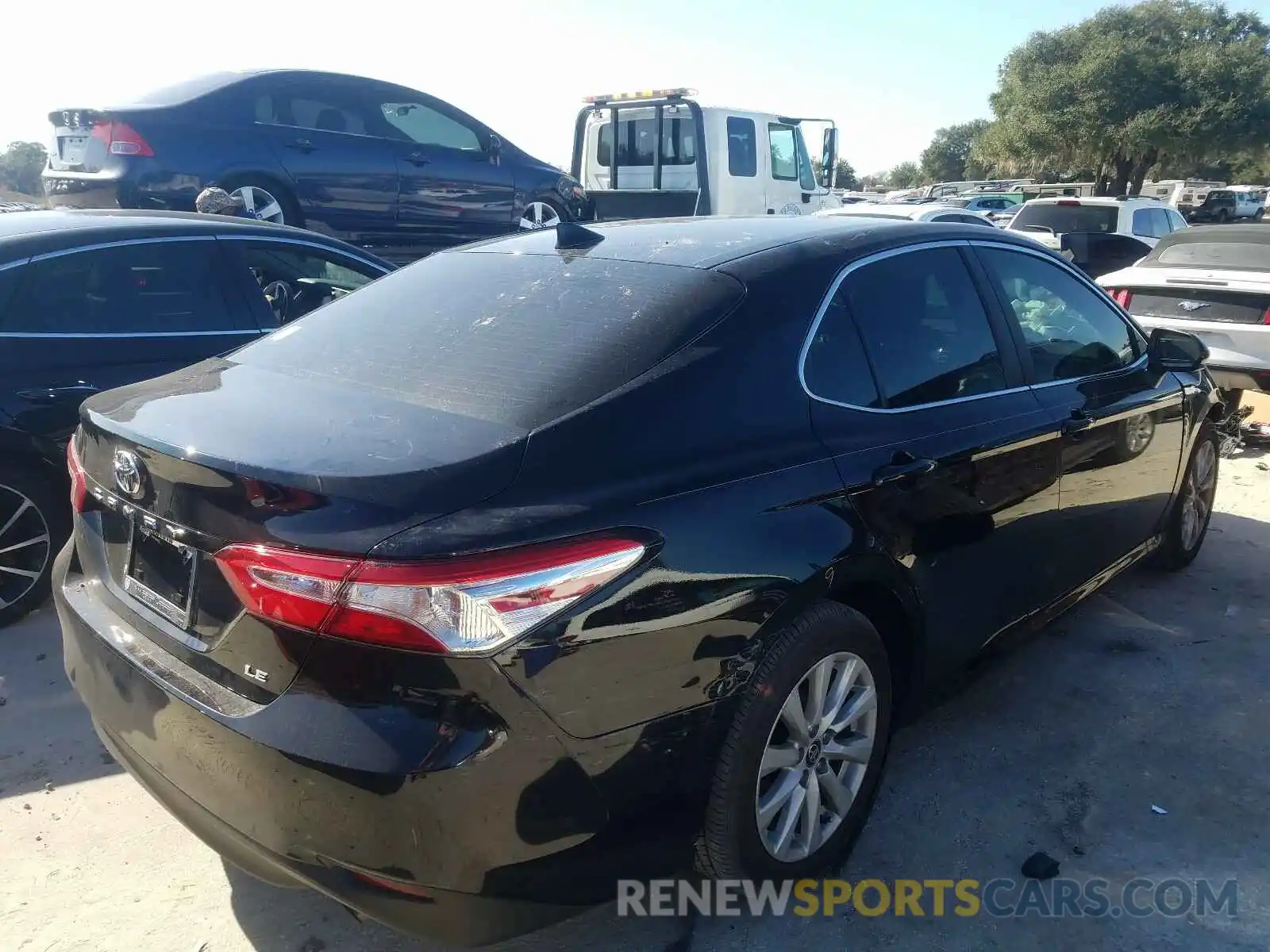 4 Photograph of a damaged car 4T1C11AKXLU993029 TOYOTA CAMRY 2020