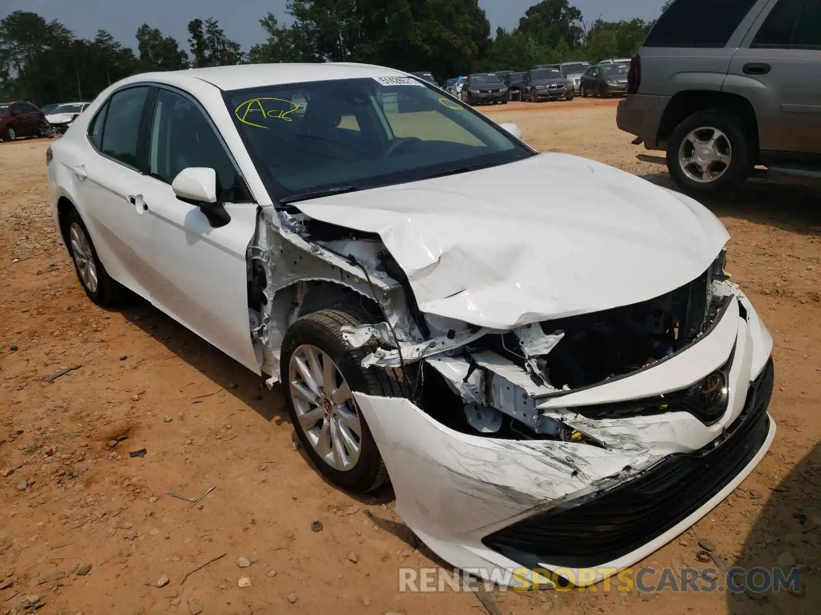 1 Photograph of a damaged car 4T1C11AKXLU999560 TOYOTA CAMRY 2020