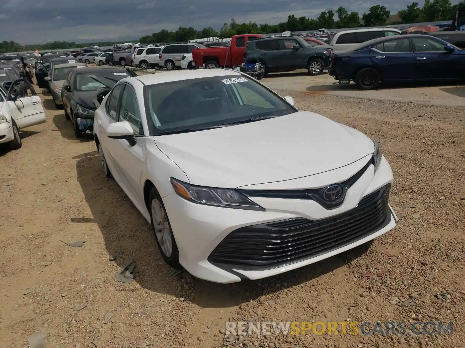 1 Photograph of a damaged car 4T1C11BK1LU006994 TOYOTA CAMRY 2020