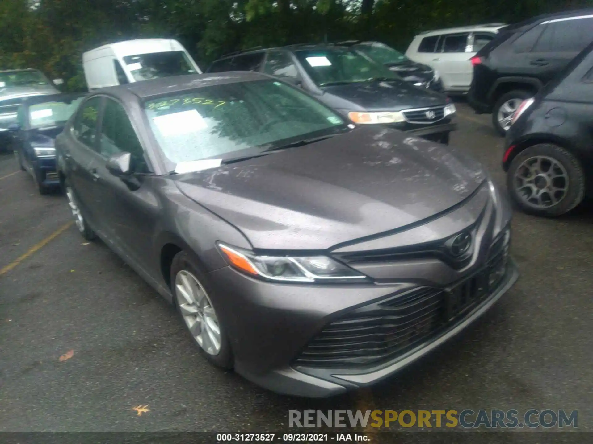 1 Photograph of a damaged car 4T1C11BK1LU007479 TOYOTA CAMRY 2020