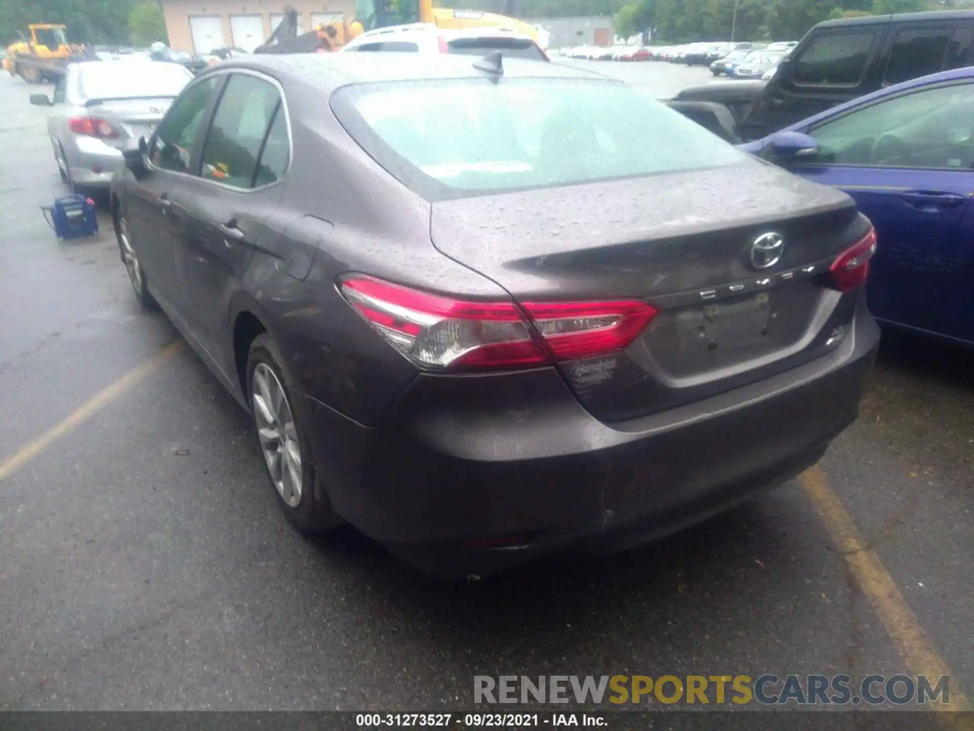 3 Photograph of a damaged car 4T1C11BK1LU007479 TOYOTA CAMRY 2020