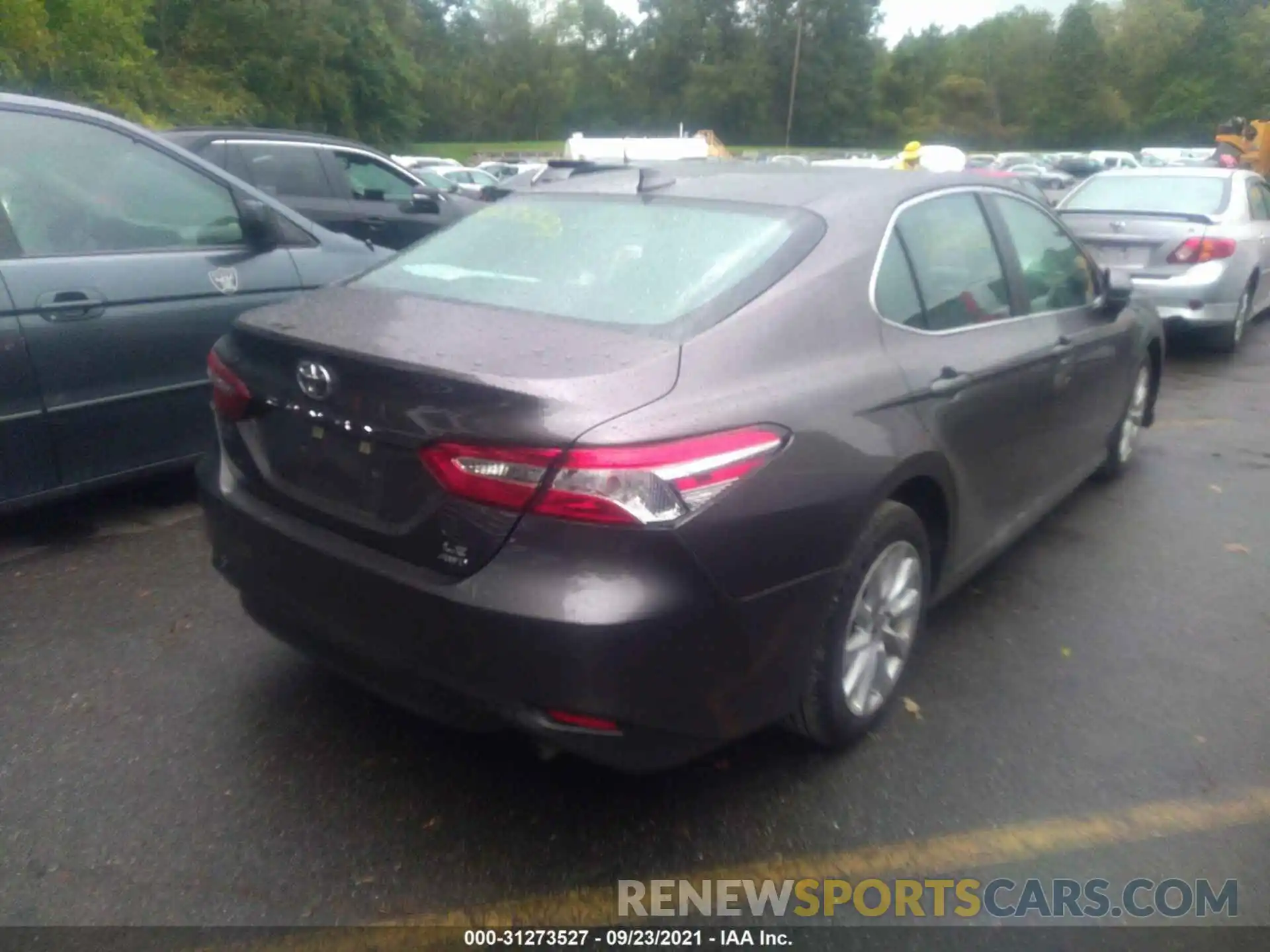 4 Photograph of a damaged car 4T1C11BK1LU007479 TOYOTA CAMRY 2020