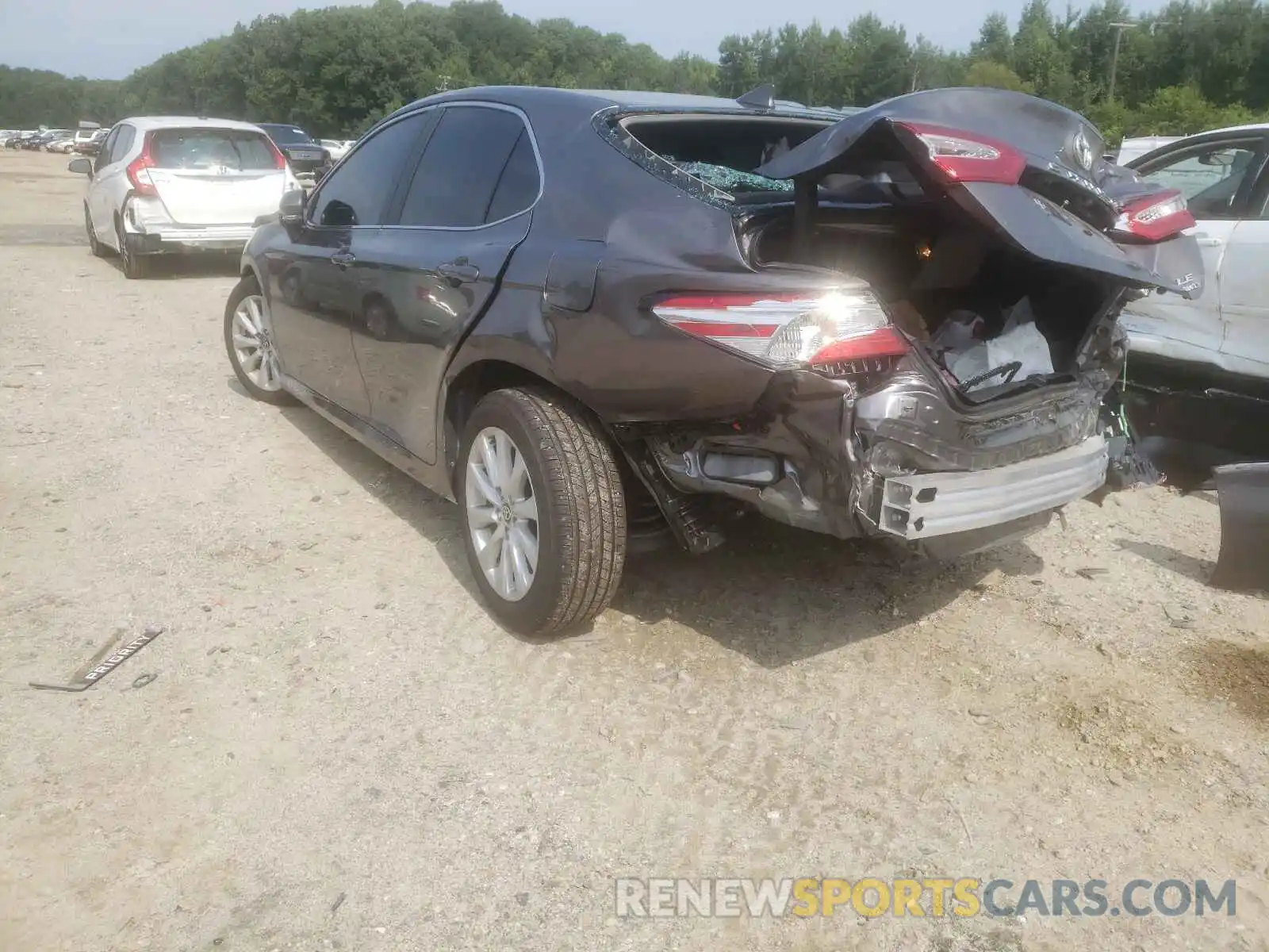 3 Photograph of a damaged car 4T1C11BK1LU016036 TOYOTA CAMRY 2020